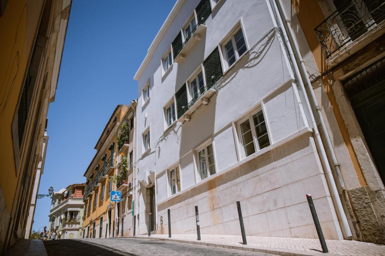 The Lx Hill Hostel Lisbon Exterior photo