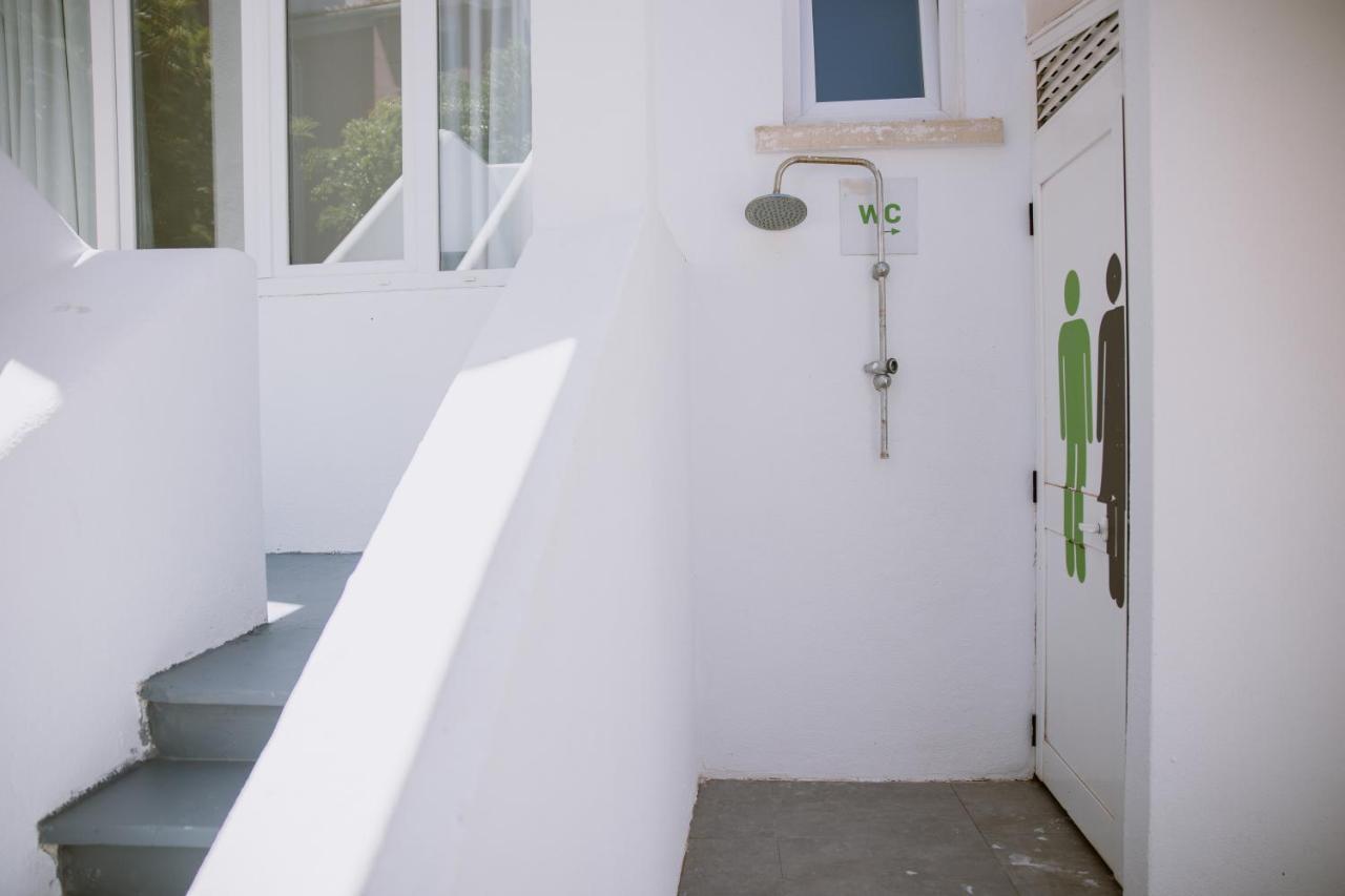 The Lx Hill Hostel Lisbon Exterior photo